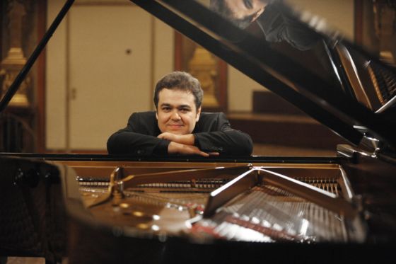 Arcadi Volodos Piano Player