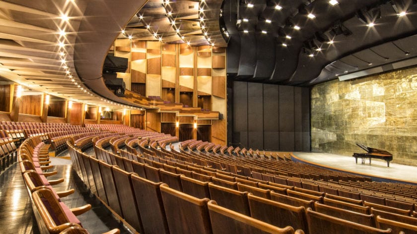 gro-es-festspielhaus-salzburger-festspiele-festspielhaus-in-salzburg