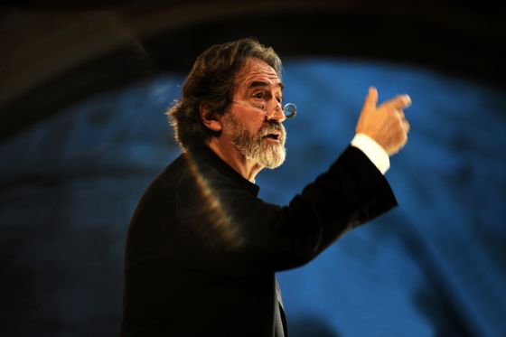 conductor viol player Jordi Savall