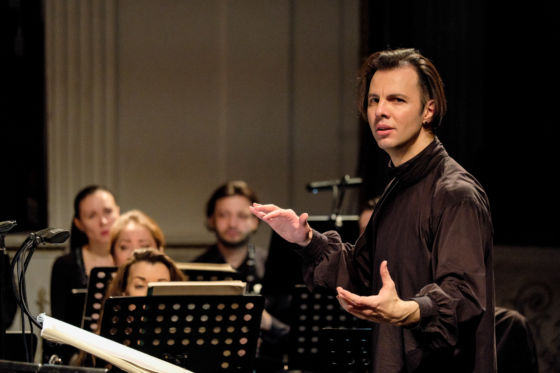 Teodor Currentzis Conductor