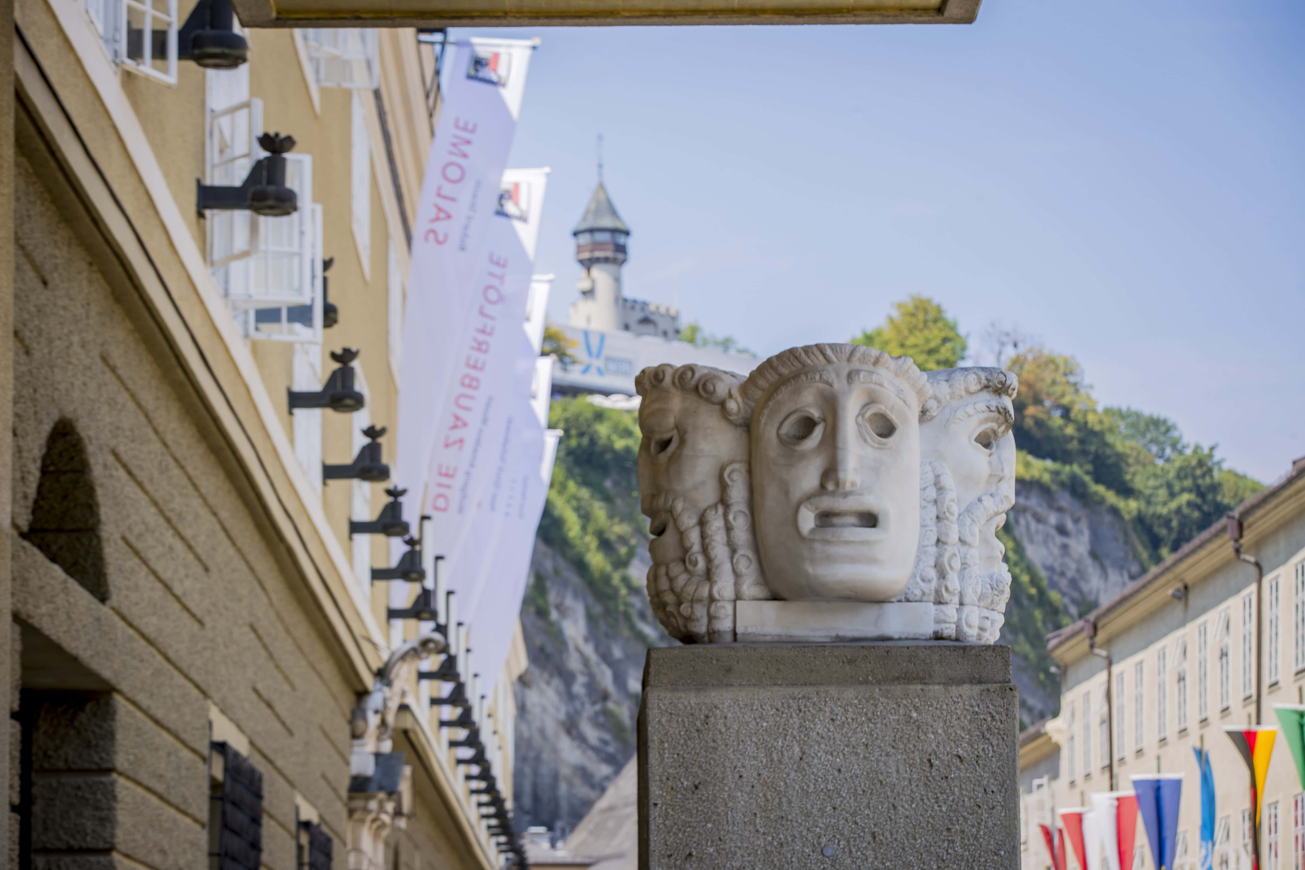 www.salzburgerfestspiele.at