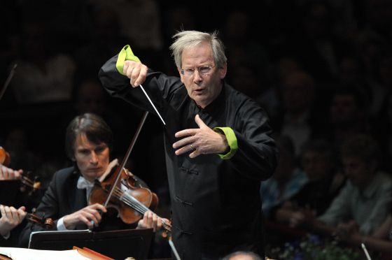 Conductor John Eliot Gardiner