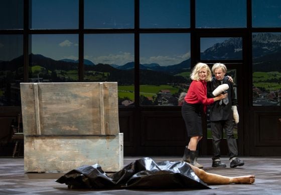 Die Empörten Salzburger Festspiele 2019: Caroline Peters, Sven Prietz