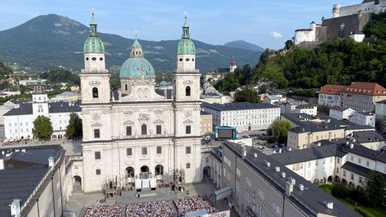 Domplatz Salzburg