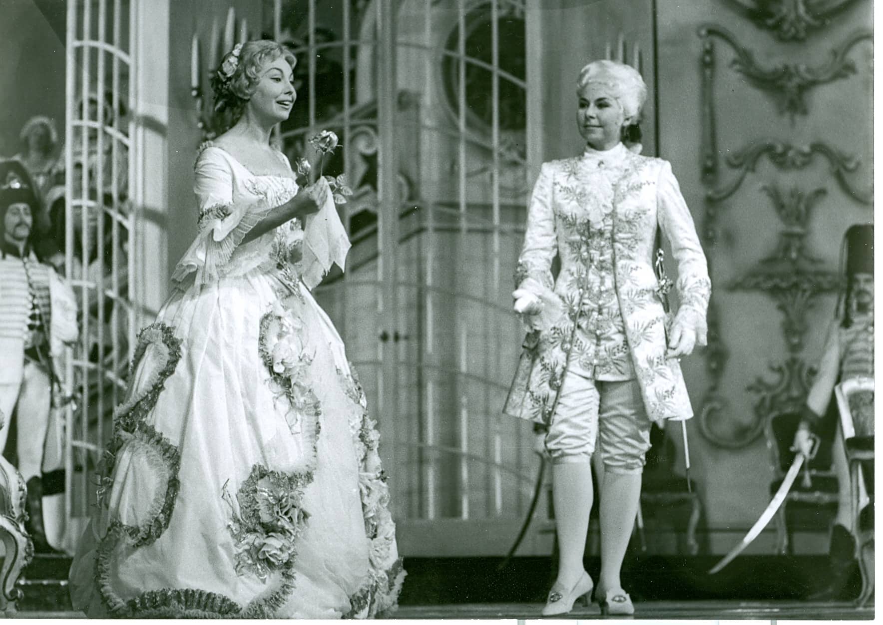 Richard Strauss Der Rosenkavalier Anneliese Rothenberger and Christa Ludwig Salzburg Festival