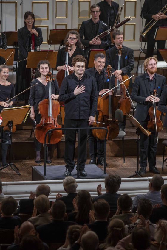 YCA Award Concert Joel Sandelson Dirigent Camerata Salzburg