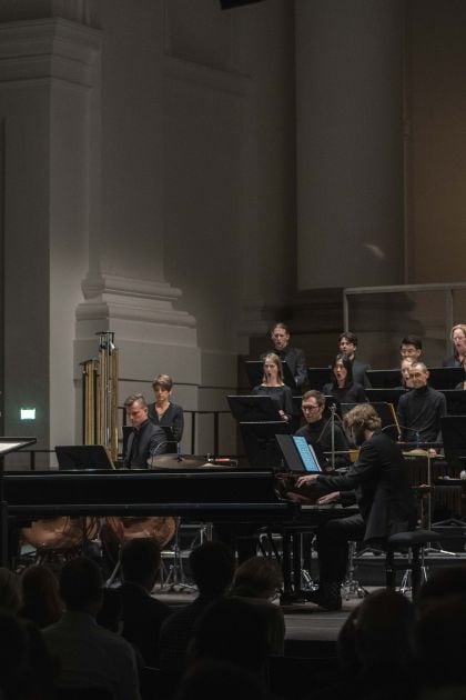 Pablo Heras-Casado Conductor Cantando Admont Klangforum Wien