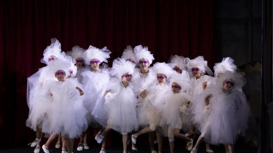 Vom Stern, der nicht leuchten konnte 2021: Salzburger Festspiele und Theater Kinderchor (Tutu)