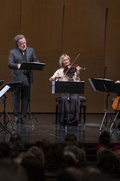 Anne Katharina Schreiber Violin Isabelle Faust Violin Antoine Tamestit Viola Christian Gerhaher Baritone Danusha Waskiewicz Viola Christian Poltéra Violoncello Jean-Guihen Queyras Violoncello