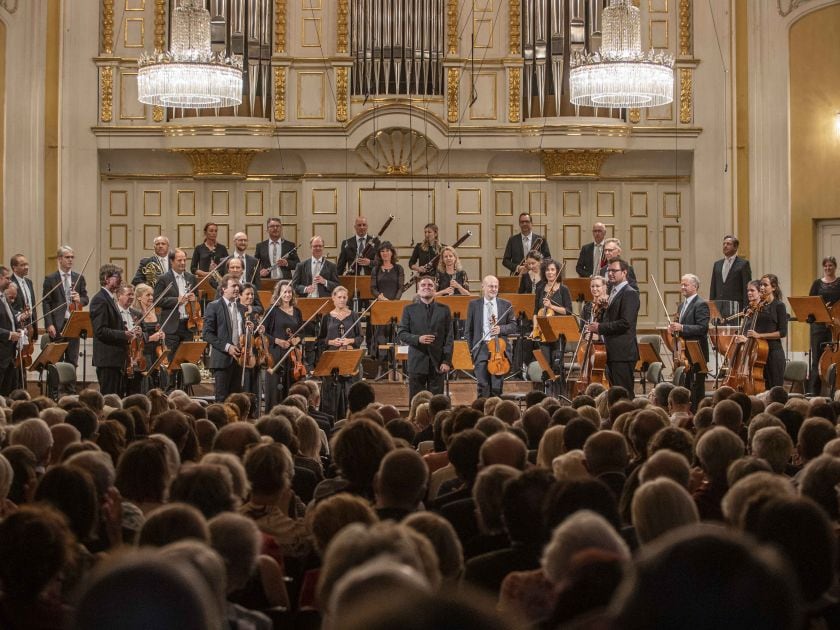 Mozart-Matinee · Widmann 2021: Jörg Widmann (Klarinette/Dirigent), Mozarteumorchester Salzburg