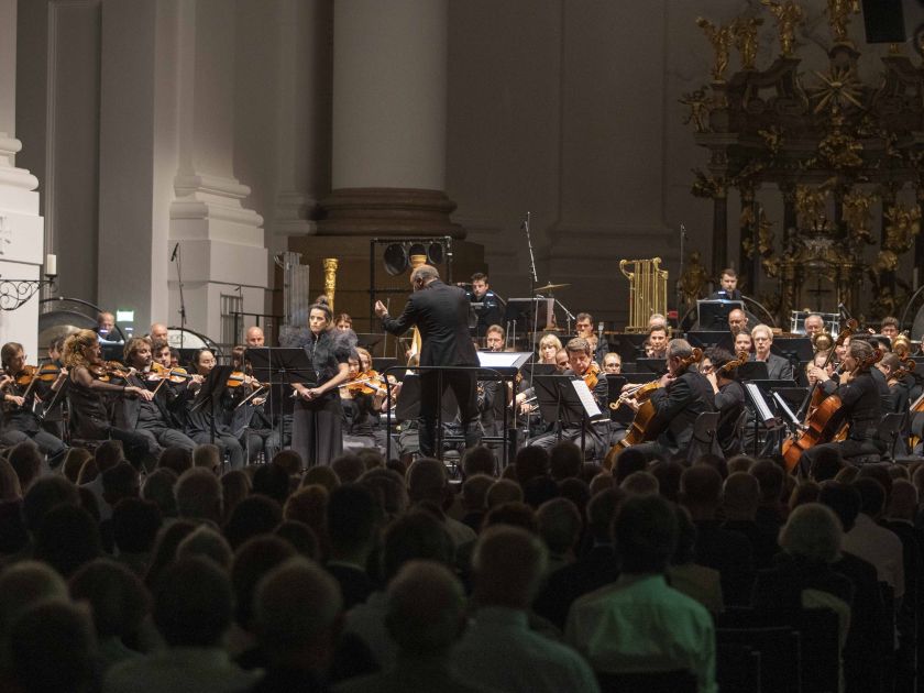 Sarah Aristidou Sopran Roland Kluttig Musikalische Leitung Minguet Quartett ORF Radio Symphonieorchester Wien