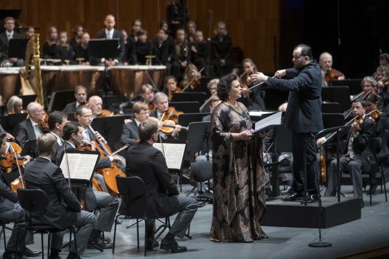 Violeta Urmana Contralto Andris Nelsons Conductor Salzburger Festspiele und Theater Kinderchor Vienna Philharmonic