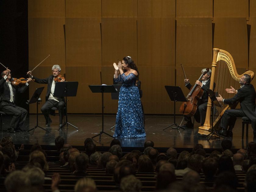 Massimo Spadano Violine Nicola Tassoni Violine Sonya Yoncheva Sopran Massimo Repellini Violoncello Davide Burani Harfe