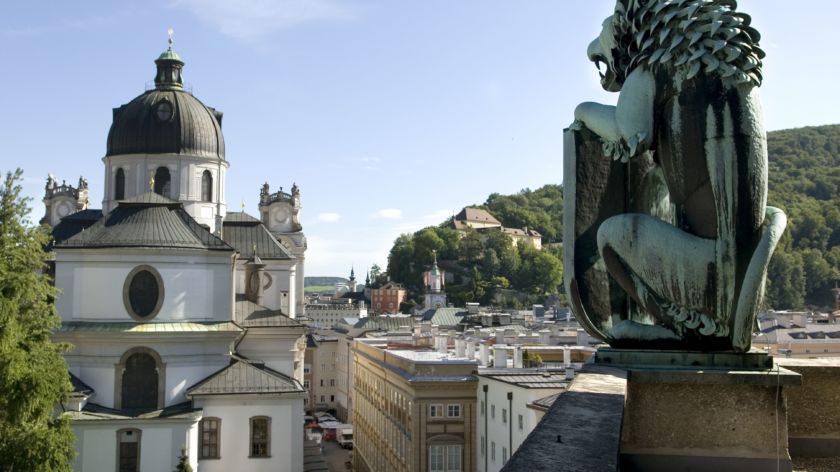 Salzburger Festspiele Festspiellöwe Dom Altstadt
