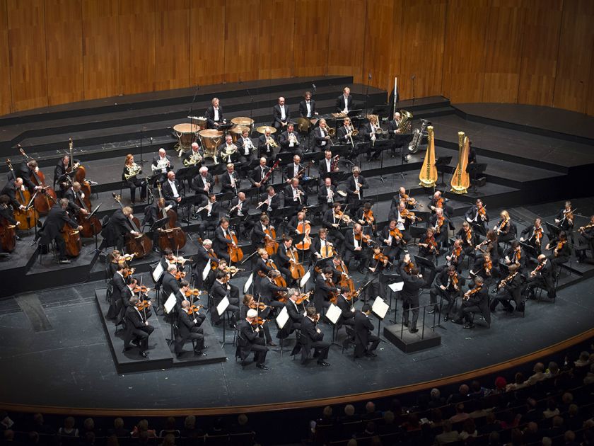 Aus der Serie Orchester zu Gast: Kirill Petrenko dirigiert die Berliner Philharmoniker bei den Salzburger Festspielen