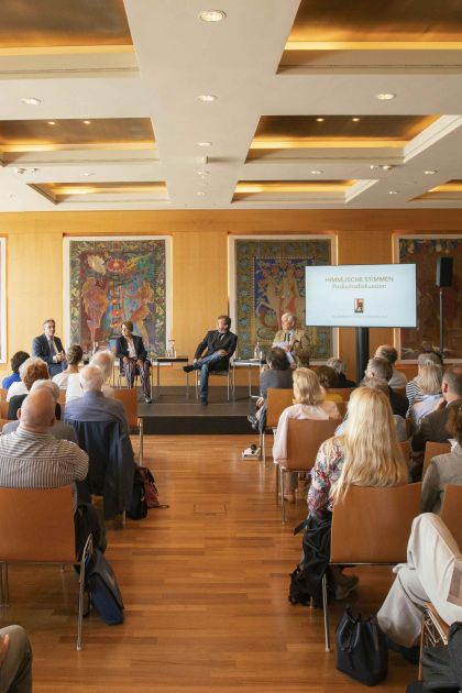 Podiumsgespräch Himmlische Stimmen Bernhard Richter Corinna Herr Jochen Kowalski Jürgen Kesting Salzburger Festspiele