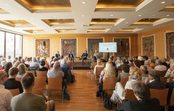 Podiumsgespräch Himmlische Stimmen Bernhard Richter Corinna Herr Jochen Kowalski Jürgen Kesting Salzburger Festspiele