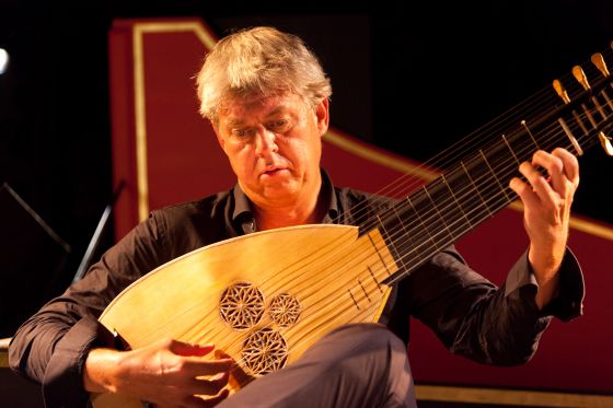 Rolf Lislevand
