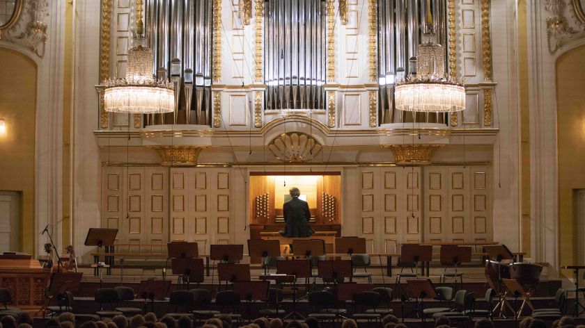 c-Moll-Messe - Camerata Salzburg · Manze Salzburger Festspiele 2019 Hannfried Lucke