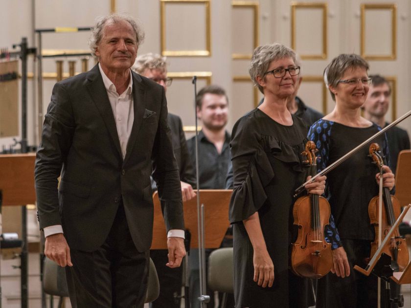Klangforum Wien · Pomàrico Salzburger Festspiele 2019 Emilio Pomàrico, Klangforum Wien