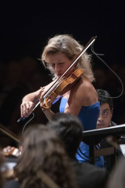 West-Eastern Divan Orchestra 2 · Barenboim Salzburger Festspiele 2019: Anne-Sophie Mutter