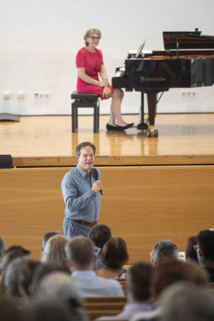 Public Master Class Gerald Finley Brenda Hurley piano