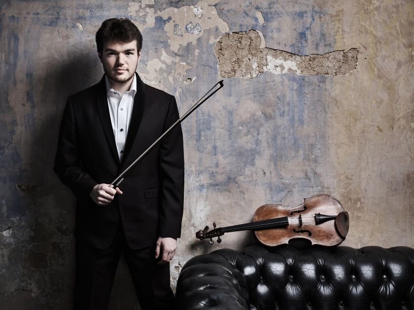 Timothy Ridout violist