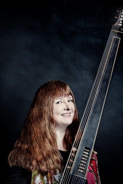 Christina Pluhar Theorbe / Conductor