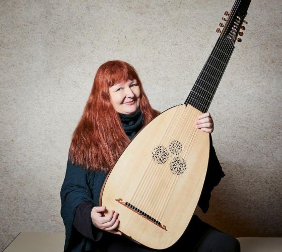 Christina Pluhar Theorbe / Musikalische Leitung