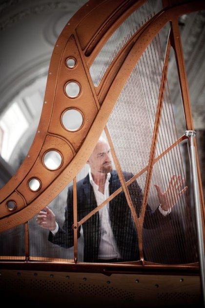 Anthony Romaniuk Klavier