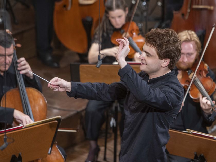 YCA Award Concert Joel Sandelson Dirigent Camerata Salzburg