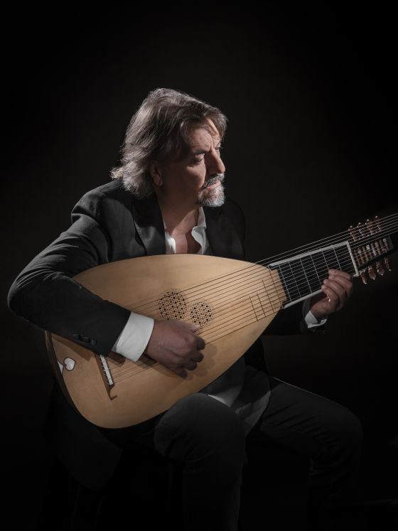 Luca Pianca Lutenist