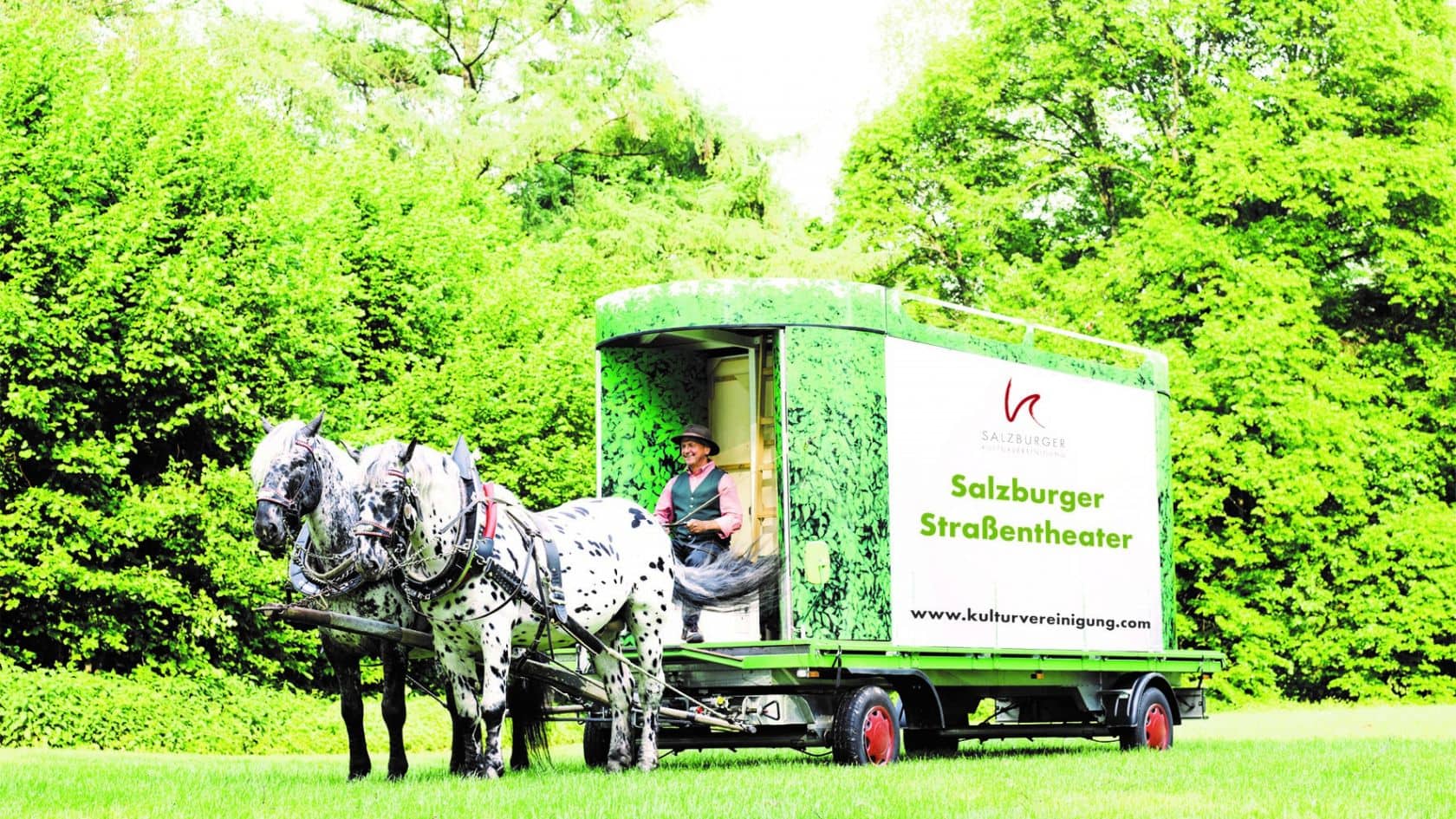 Salzburger Straßentheater Wagen
