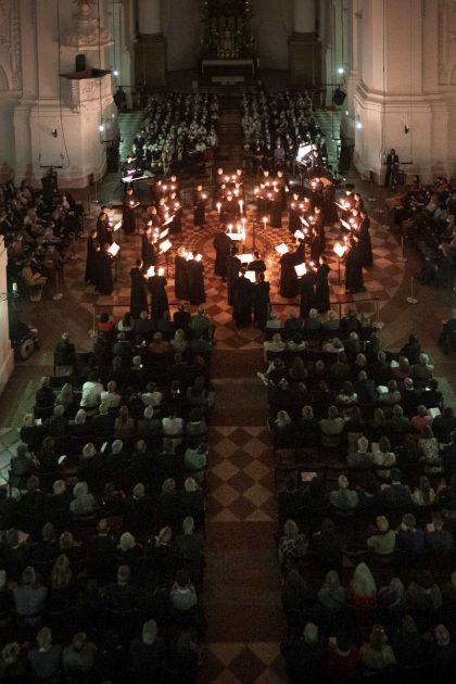 Teodor Currentzis Dirigent musicAeterna Choir musicAeterna byzantina