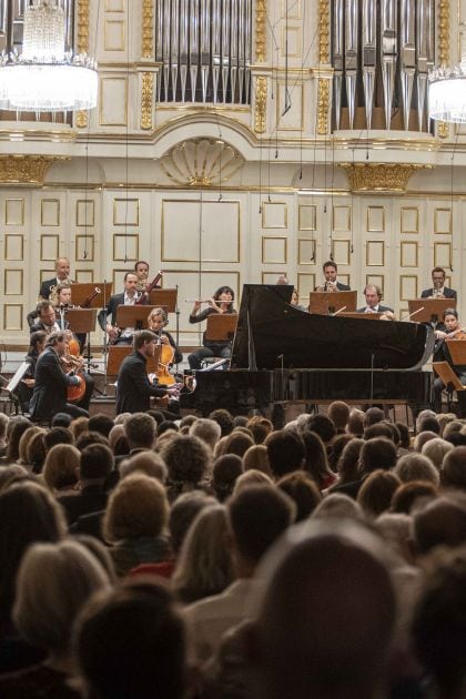 Mozart Matinee Kristian Bezuidenhout Klavier Mozarteumorchester Salzburg