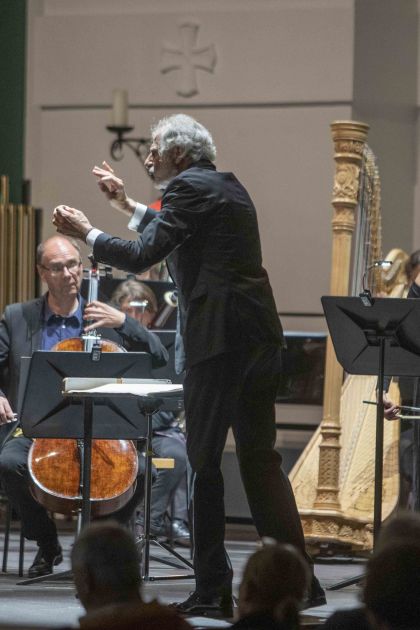 Emilio Pomàrico Conductor Klangforum Wien