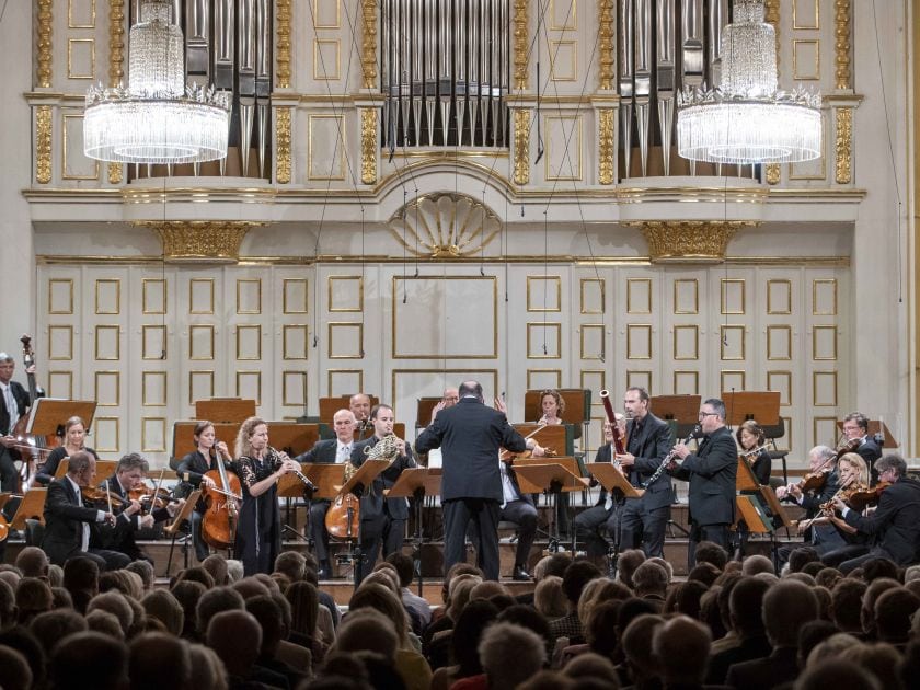 Mozart Matinee Mozarteumorchester Salzburg Isabella Unterer Oboe Rob van de Laar Horn Ivor Bolton Dirigent Philipp Tutzer Fagott Ferdinand Steiner Klarinette