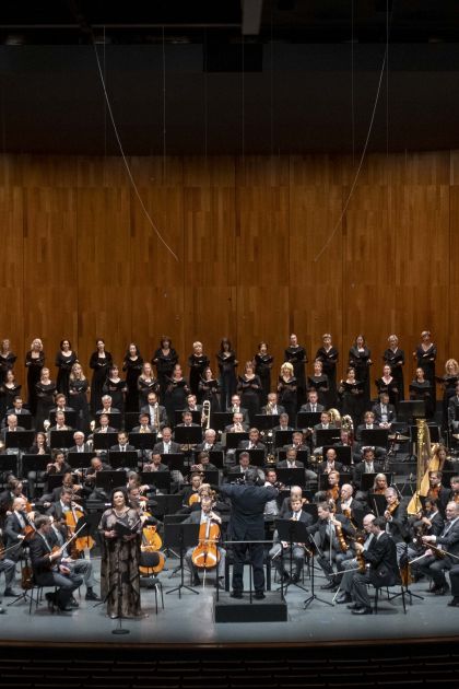 Violeta Urmana Contralto Andris Nelsons Conductor Salzburger Festspiele und Theater Kinderchor The Bavarian Radio Chorus Vienna Philharmonic