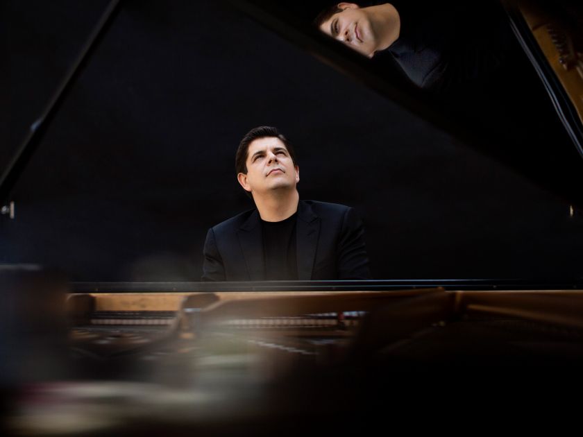 Javier Perianes Klavier